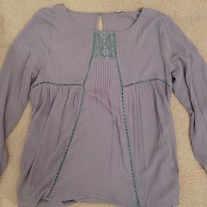 Grey “Mogs” boutique shirt, lace cut out details